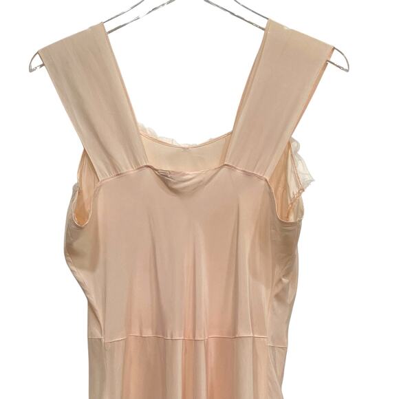 Vintage 40s Pink Rayon Bias Cut Ruffles & Bows Maxi Slip Dress Nightgown Size M - Picture 8 of 10